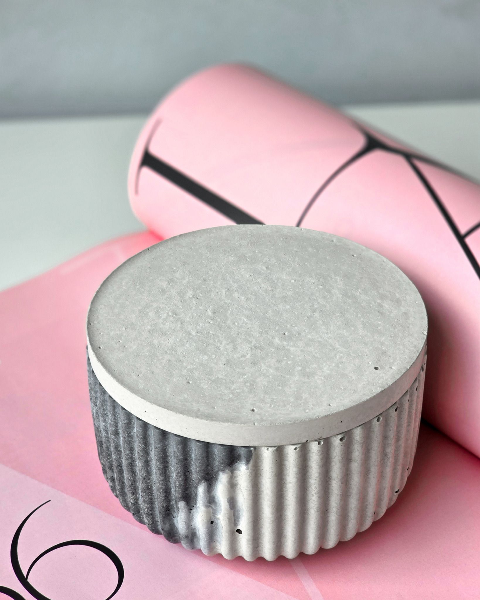 Betonová nádoba Tajňáček - duo color - Image 4