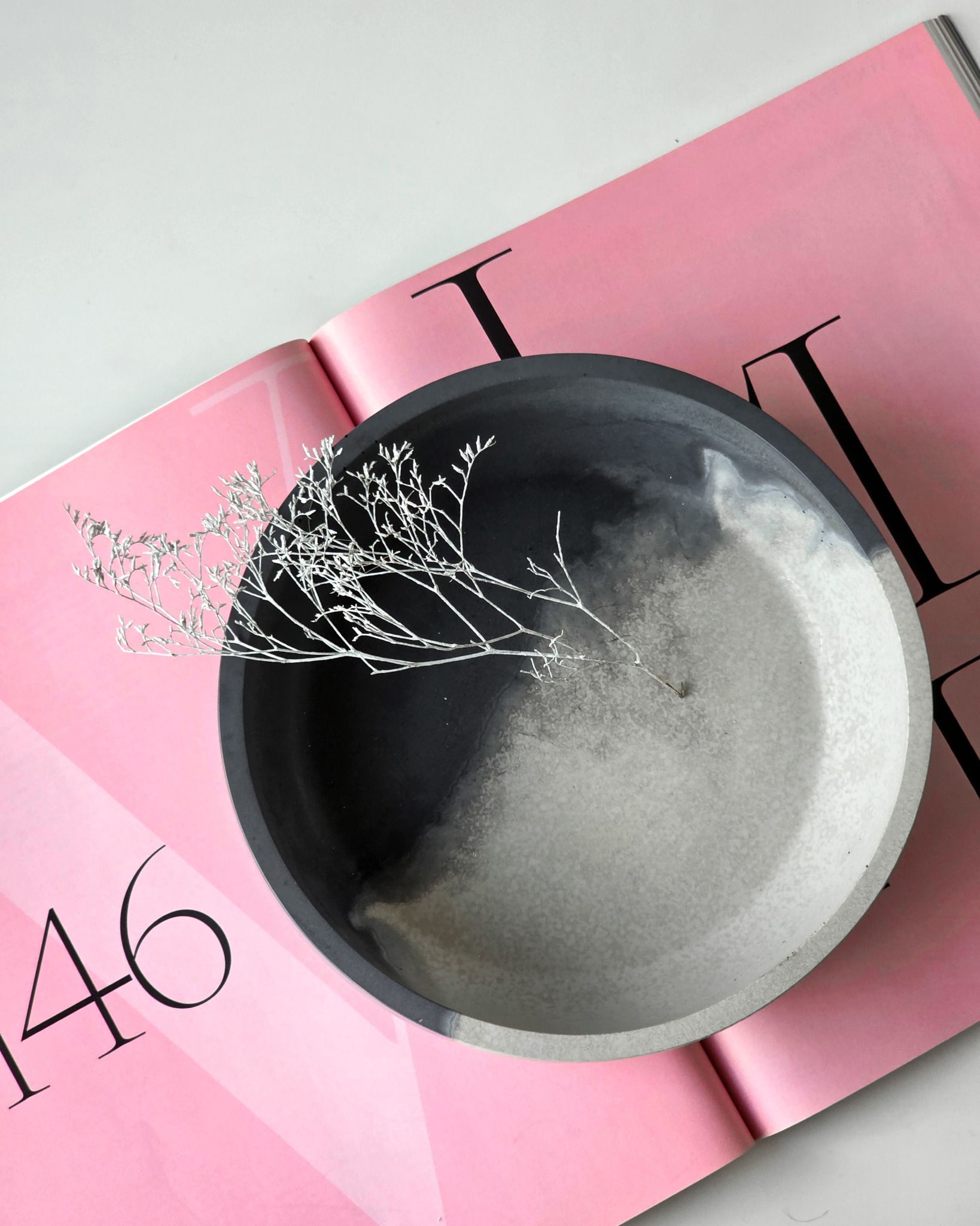 Betonová mísa Náruč - duo color